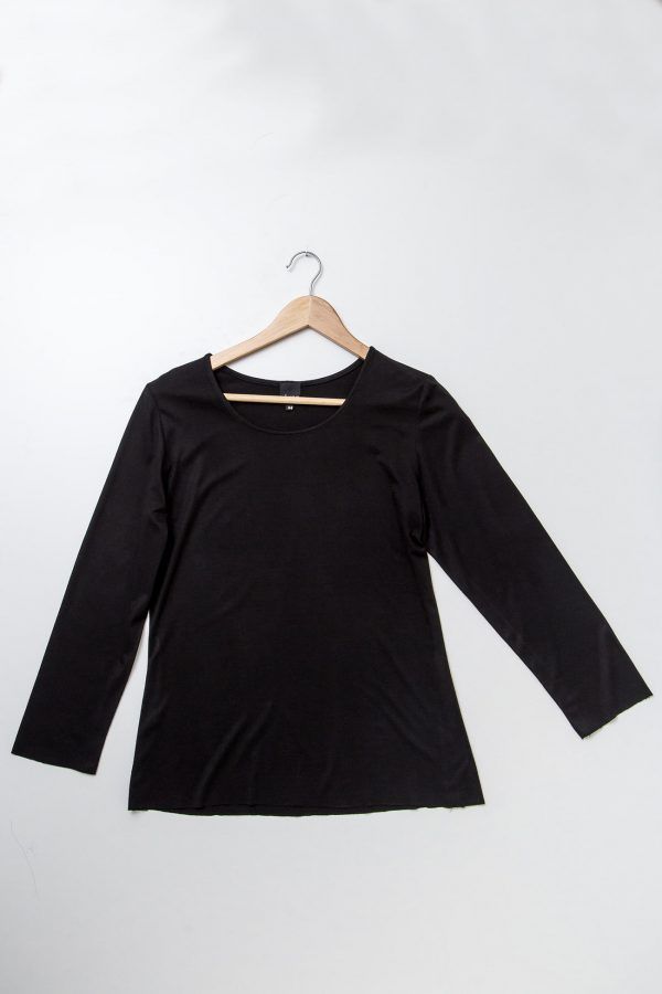 Chusa Nicoli - Winter black t-shirt